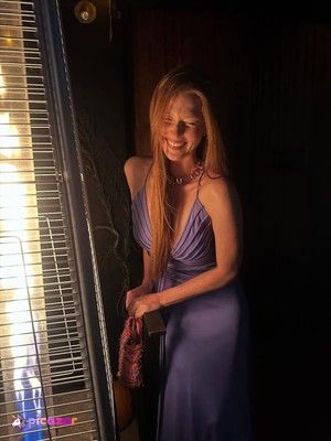 larsen-thompson-1 photo #149 photo n 149