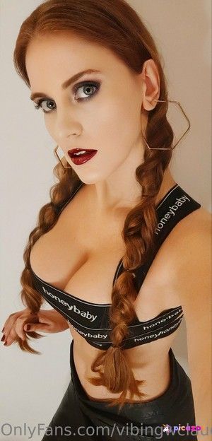vibingwclaudia_free photo #9 photo n 9
