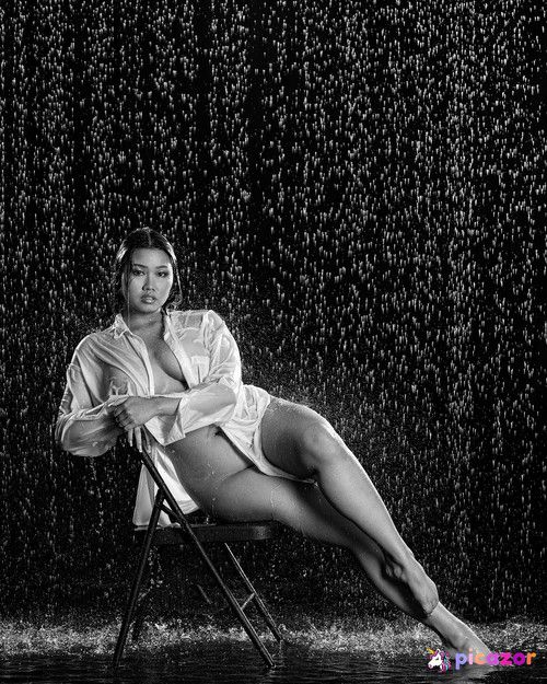 Angela Kantheera - Image