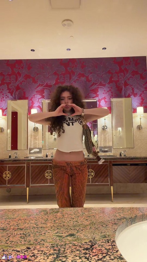 Demitra Kalogeras - Image
