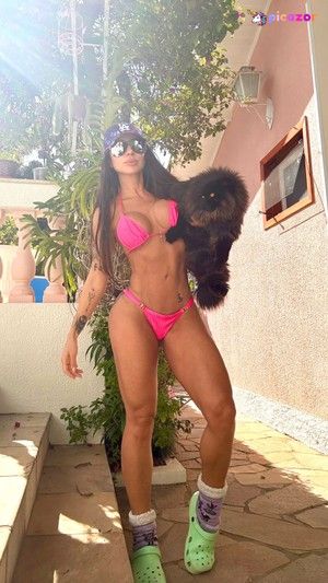 Jaqueline Khury N16