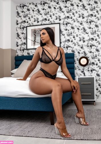 Camila Bernal - Image