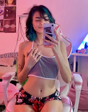 fullofbugss N1