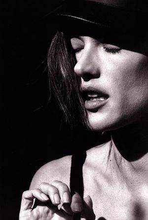 Alessandra Ambrosio N13