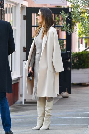alessandra-ambrosio photo #433 photo n 433
