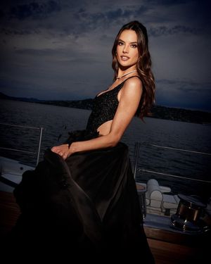 alessandra-ambrosio photo #561 photo n 561