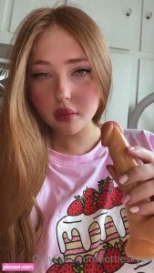 lottie-skye-1 video #60 photo n 60