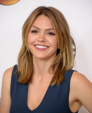 aimee-richelle-teegarden photo #85 photo n 85