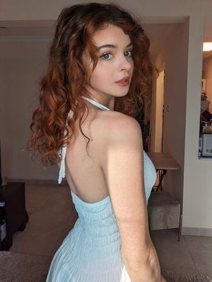 chloe-lockley photo #14 photo n 14