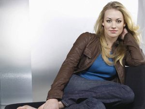 yvonne-strahovski-1 photo #244 photo n 244