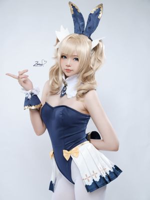 ZinieQ Cosplayer N14
