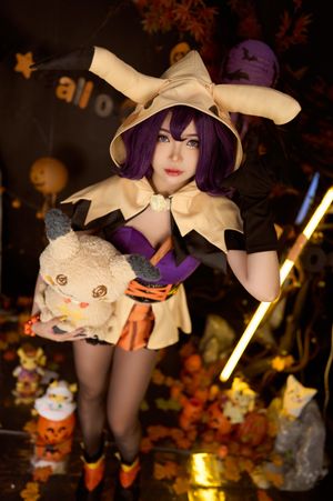 ZinieQ Cosplayer N43