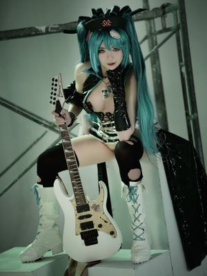 zinieq-cosplayer photo #908 photo n 908