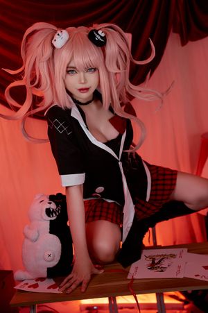 zinieq-cosplayer photo #1054 photo n 1054