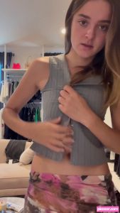 charlotte-lawrence-1 video #379 photo n 379