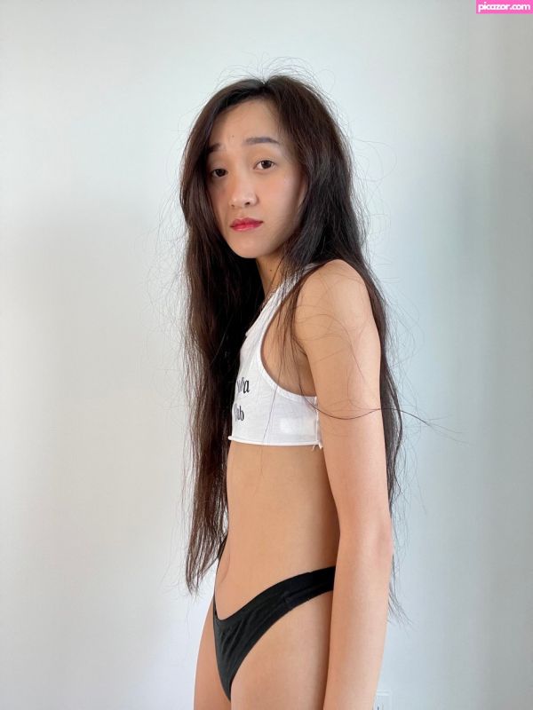Clara Dao N557