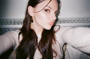 dafne-keen photo #1 photo n 1