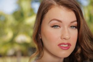 misha-cross-1 photo #497 photo n 497