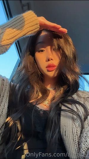 AHRA REI N9