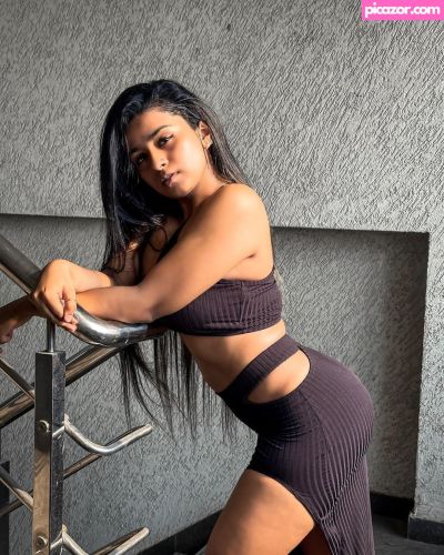 SUHANA KHAN - Image