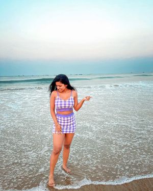 SUHANA KHAN N12