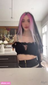 alyri-2 video #913 photo n 913