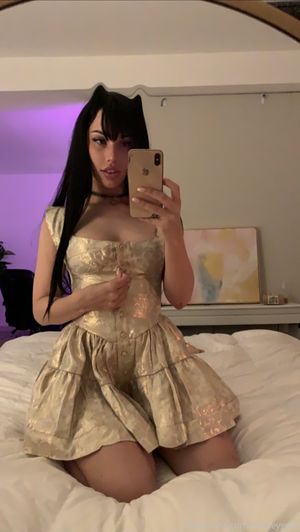 lindseygroll-1 photo #395 photo n 395
