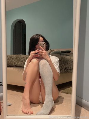 loonassoftfeet - Thumb