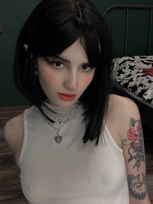 loonassoftfeet - Thumb