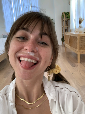 Riley Reid - Thumb
