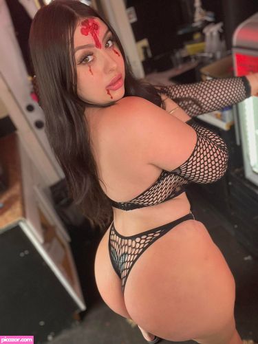 Urfavcoffeegurl - Image