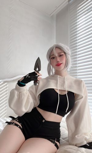 Evawishx  - Thumb