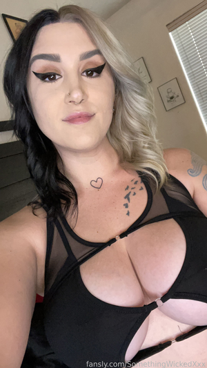 SomethingWickedXxx  - Thumb