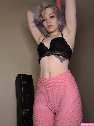 Sierra Gray - Image