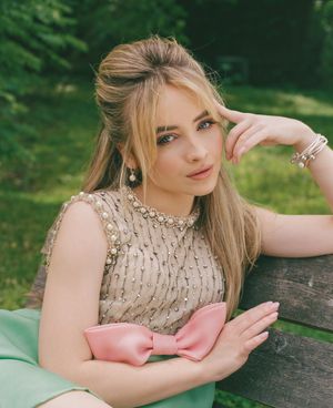 sabrina-carpenter photo #48 photo n 48