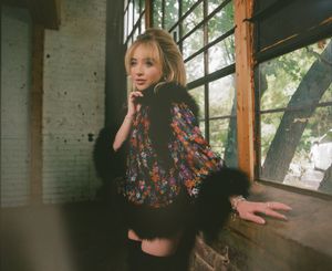sabrina-carpenter photo #53 photo n 53