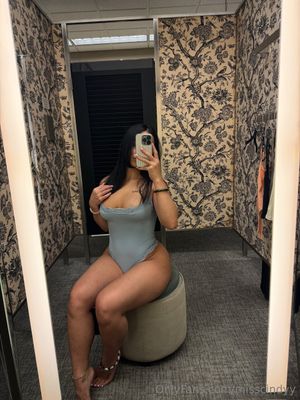 MissCindyy - Thumb