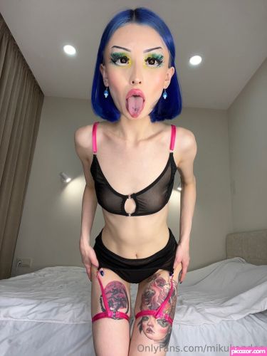 mikukandee  - Image