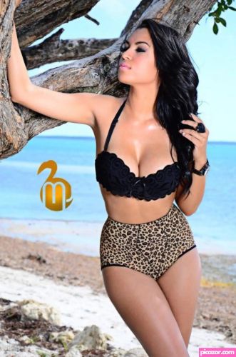 Zashia Santiago - Image