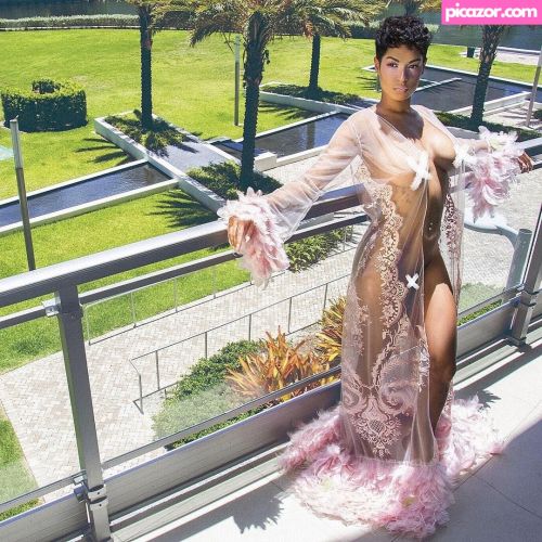 Zashia Santiago - Image
