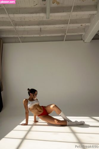 Petitfreak69b - Image
