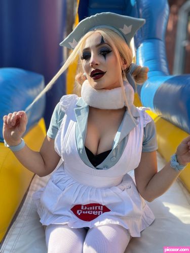 Holly Wolf - Image