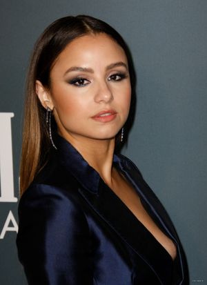aimee-carrero-1 photo #12 photo n 12