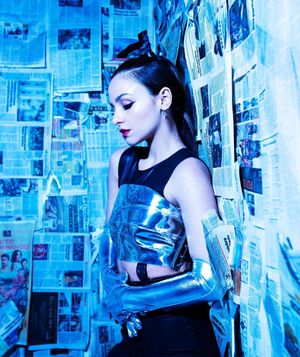 aimee-carrero-1 photo #30 photo n 30
