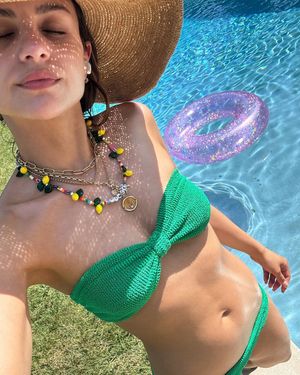 aimee-carrero-1 photo #49 photo n 49