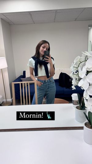 aimee-carrero-1 photo #38 photo n 38