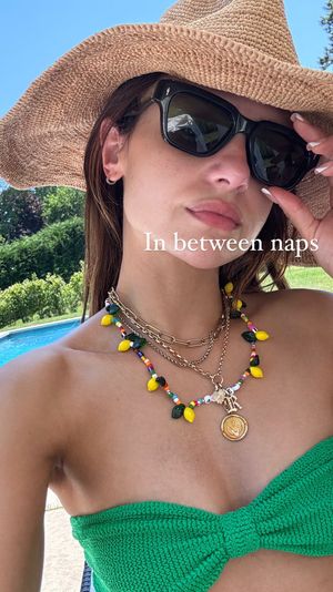 aimee-carrero-1 photo #43 photo n 43