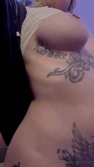alysha-nett-2 photo #1062 photo n 1062