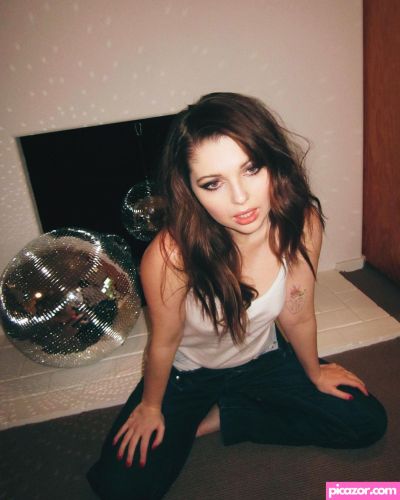 Sammi Hanratty - Image