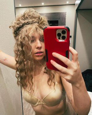 sammi-hanratty-1 photo #209 photo n 209